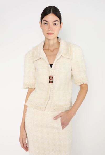 Chanel Resort 2018 Tweed Pearl Ensemble - 1 Chanel Resort 2018 Tweed Pearl Ensemble - 1