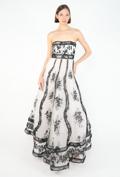 Oscar De La Renta Lace Embroidered Tulle Gown, S/S 2003 - 1