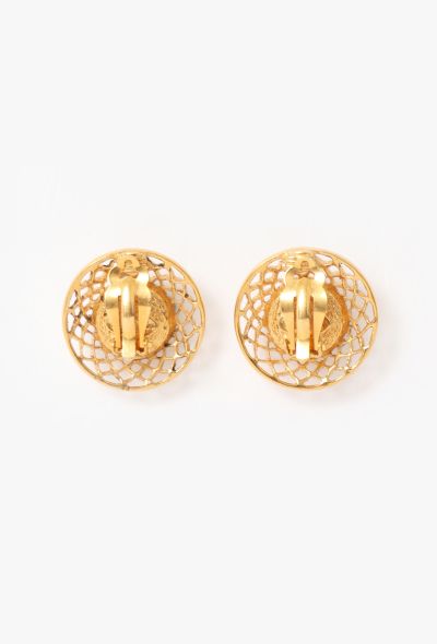 Chanel Vintage Embossed Pearl Clip Earrings - 2 Chanel Vintage Embossed Pearl Clip Earrings - 2