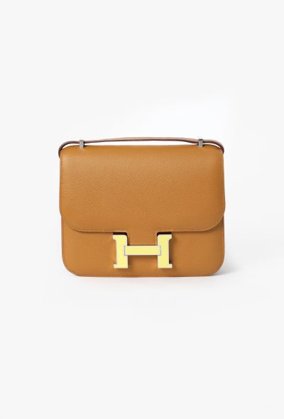 Hermès Sesame Epsom Constance 18 with Enamelled ‘H’ - 1 Hermès Sesame Epsom Constance 18 with Enamelled ‘H’ - 1