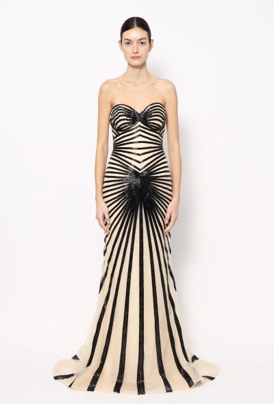                             STUNNING Ralph & Russo Semi-Couture Silk Gown - 2