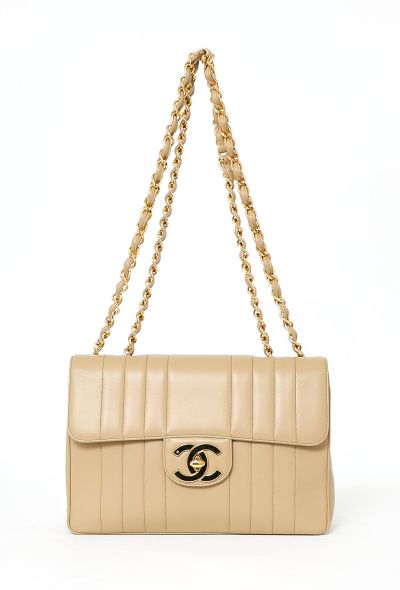 Chanel Early '90s Jumbo Flap Bag - 2