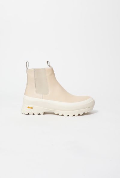                                         Vibram Sole Leather Chelsea Boots -1