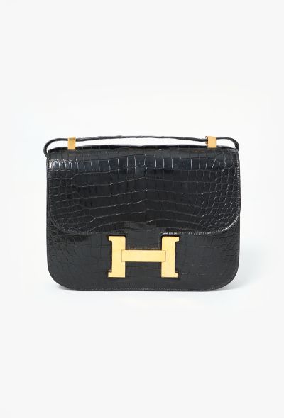 Hermès '80s Black Porosus Constance 22 - 1