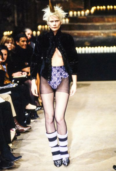                                         F/W 1996 'Dante' Lace Mini Shorts-2
