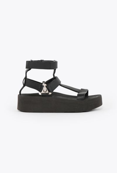 Hermès S/S 2022 Enid Calfskin Leather Sandals - 1
