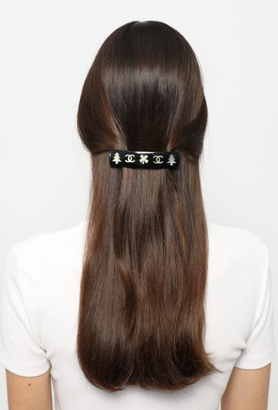 Chanel Lacquered Emblem Hair Clip - 2