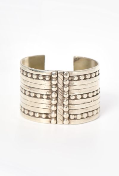 Modern Fine Jewelry Dotted Silver Open Bangle Bracelet - 2 Modern Fine Jewelry Dotted Silver Open Bangle Bracelet - 2