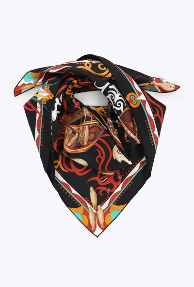 Hermès 2019 'Le Regard de l’Arctique' 90cm Silk Carré - 2