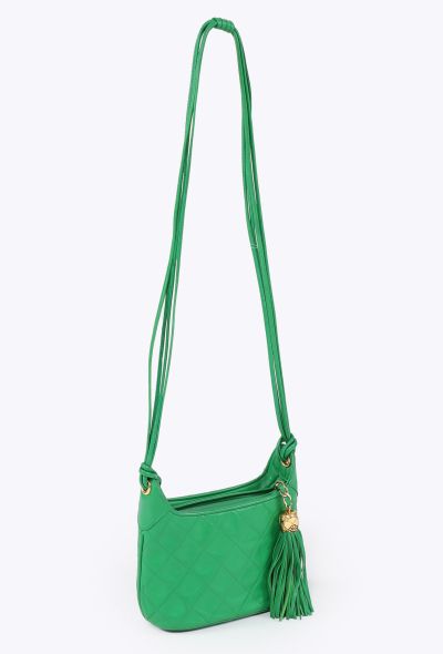 Chanel Vintage 1990s Quilted Shoulder Bag - 2