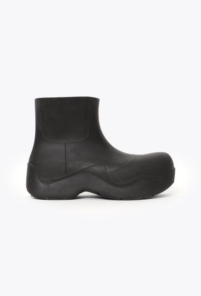 Bottega Veneta Pre-Fall 2021 Rubber Puddle Boots - 1 Bottega Veneta Pre-Fall 2021 Rubber Puddle Boots - 1