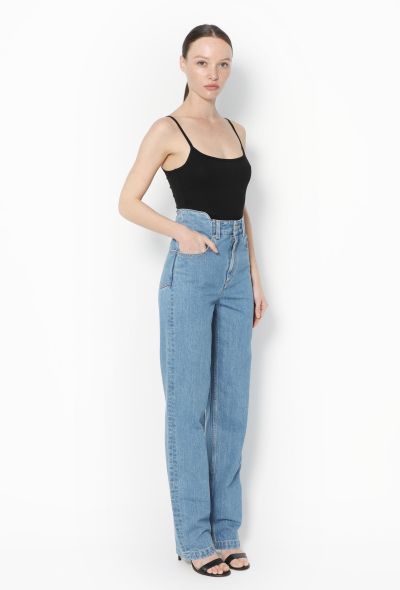                             Commission 2022 High-Waisted Jeans - 2