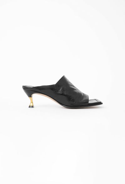 Bottega Veneta Resort 2020 Sculpted Nappa Mules - 1 Bottega Veneta Resort 2020 Sculpted Nappa Mules - 1