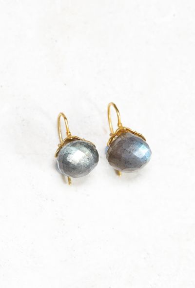                             18k Yellow Gold and Labradorite Earrings