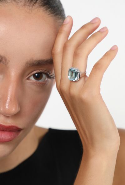 Vintage Fine Jewelry Exquisite 1930s Platinum & Aquamarine Ring - 2 Vintage Fine Jewelry Exquisite 1930s Platinum & Aquamarine Ring - 2