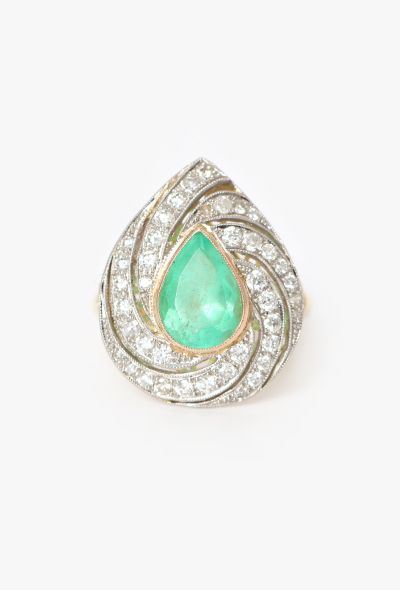 Vintage Fine Jewelry 18k Gold, Diamond & 1.90 Carats Emerald Ring - 1 Vintage Fine Jewelry 18k Gold, Diamond & 1.90 Carats Emerald Ring - 1