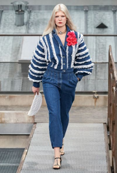 Chanel S/S 2020 Stitched Barrel Jeans - 2