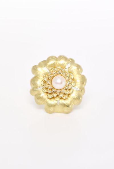 Vintage Fine Jewelry 18k Yellow Gold & Pearl Dahlia Ring - 1 Vintage Fine Jewelry 18k Yellow Gold & Pearl Dahlia Ring - 1