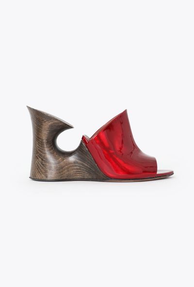 Alaïa S/S 2022 Carved Wooden Mules - 1 Alaïa S/S 2022 Carved Wooden Mules - 1