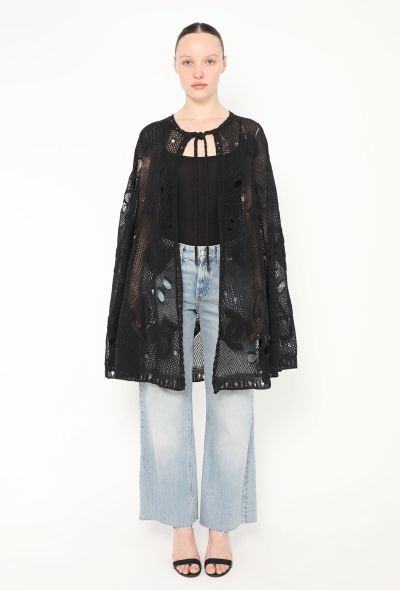 Chanel Crochet Emblem Cape, Resort 2022 - 1