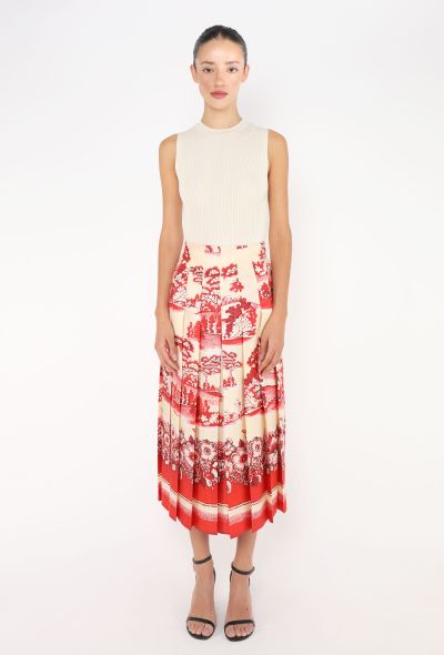 Gucci Resort 2017 Porcelain Print Silk Skirt - 1 Gucci Resort 2017 Porcelain Print Silk Skirt - 1