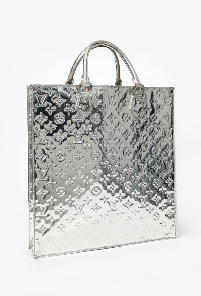 Louis Vuitton Fall 2006 Monogram Miroir Sac Plat Bag - 2