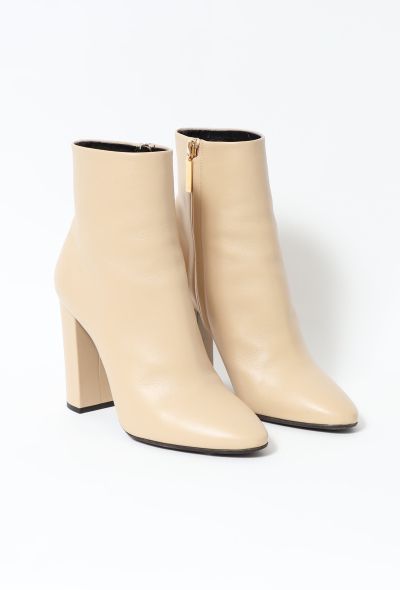 Saint Laurent Lou' Leather Ankle Boots - 2
