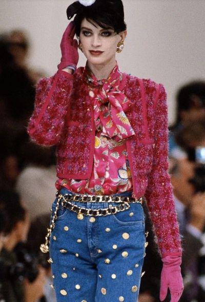 Chanel ICONIC F/W 1991 Interlaced Leather Medallion Belt - 2