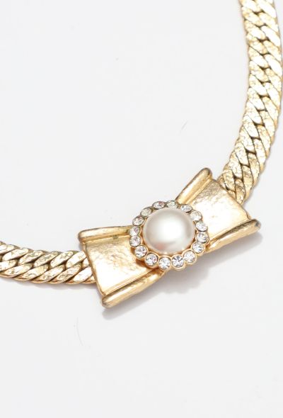                                         Vintage Pearl Bow Chainlink Choker  -2