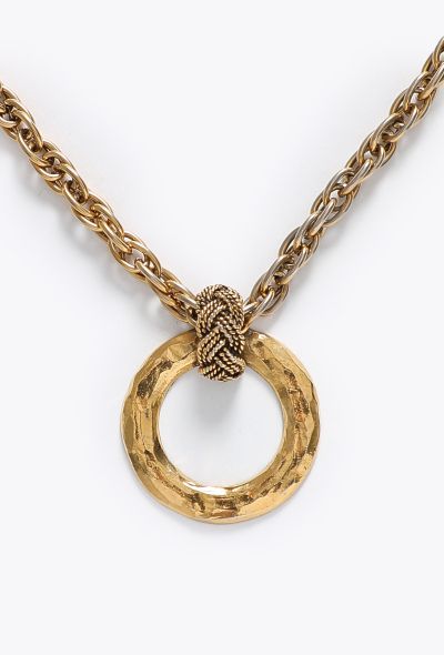 Chanel 1984 Castellane Hammered Pendant Sautoir - 2