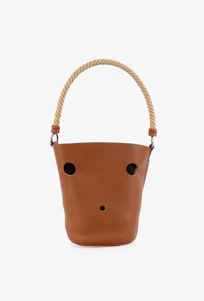 Hermès Gold Taurillon Clémence Mangeoire PM - 1