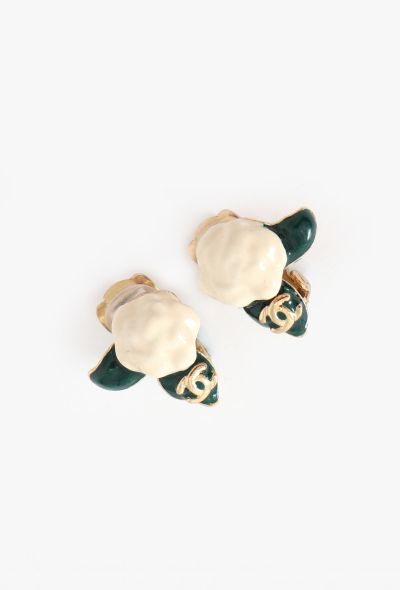 Chanel 2004 Camélia Clip Earrings - 2 Chanel 2004 Camélia Clip Earrings - 2