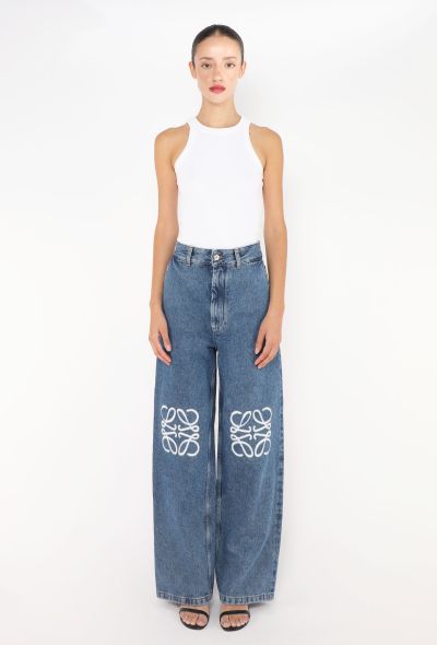 Loewe Pre-Fall 2023 Anagram Appliqué Jeans - 1