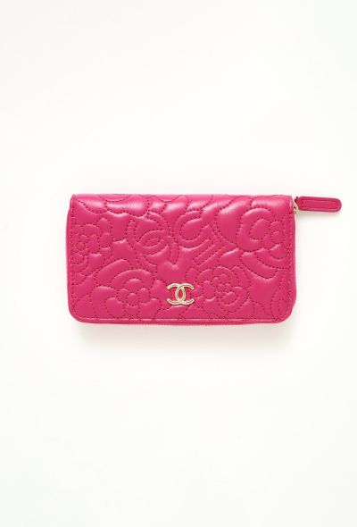 Chanel Camellia 5 Quilted Wallet - 1