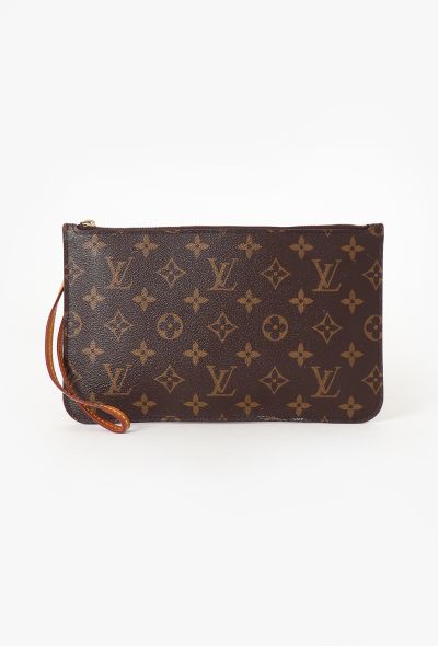 Louis Vuitton Neverfull MM Monogram Canvas Clutch - 1