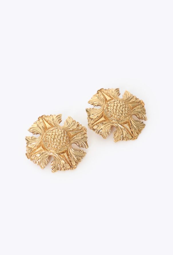 Chanel '80s Castellane Floral Sculpted Clip Earrings - 1