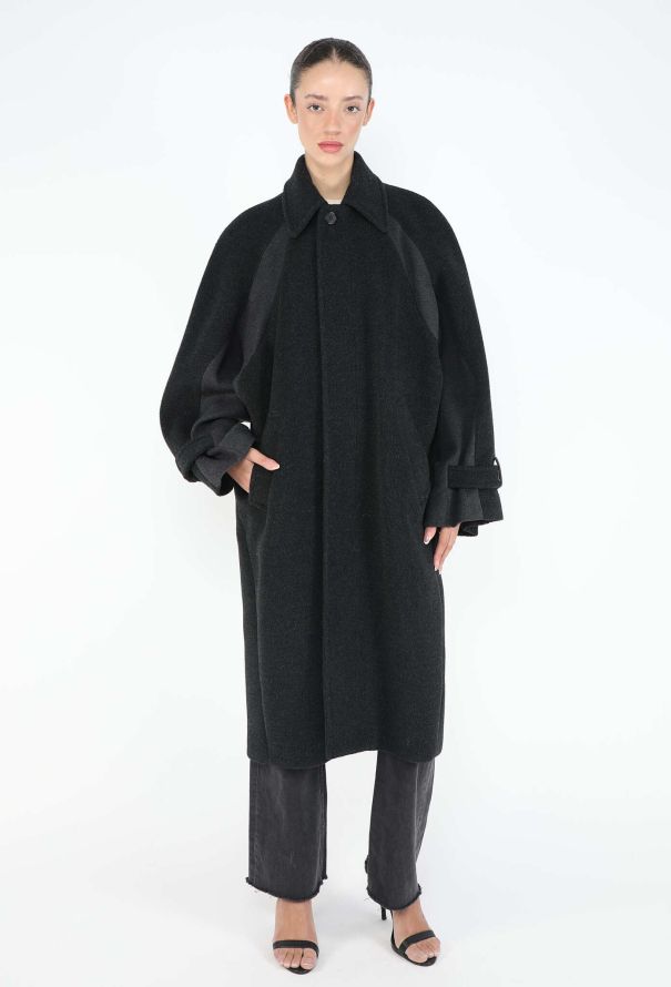 Céline F/W 2018 Oversized Cashmere Coat - 4