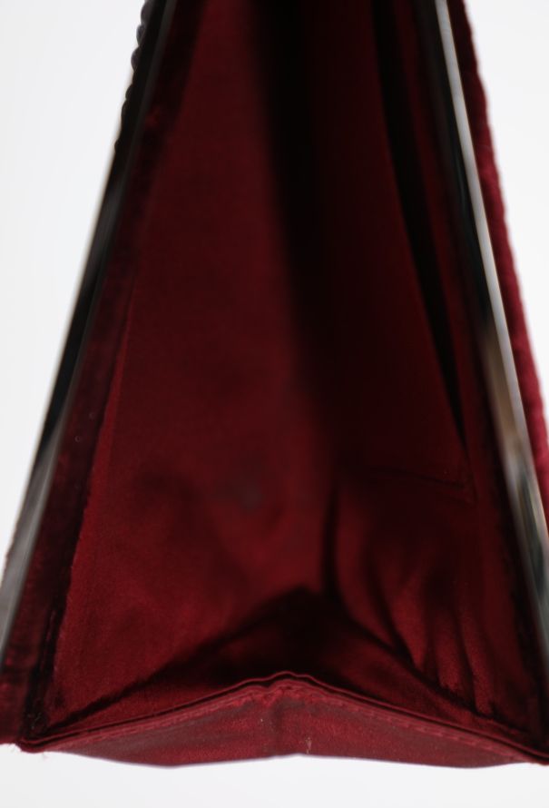 Gucci Embellished Velvet Clutch, 1999 - 13