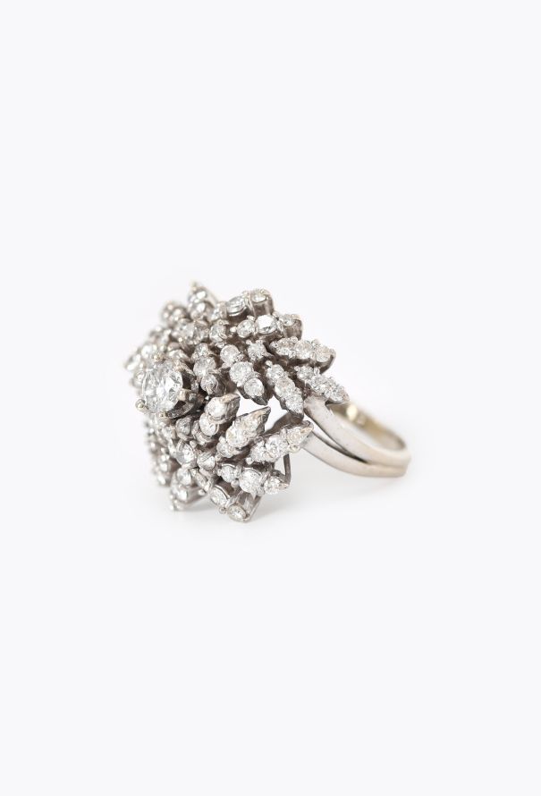 Vintage Fine Jewelry 14k White Gold & 1.9 Carats Diamond Ring - 3 Vintage Fine Jewelry 14k White Gold & 1.9 Carats Diamond Ring - 3
