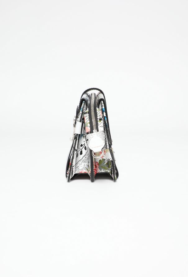 Louis Vuitton S/S 2018 Petite Malle Clutch - 7