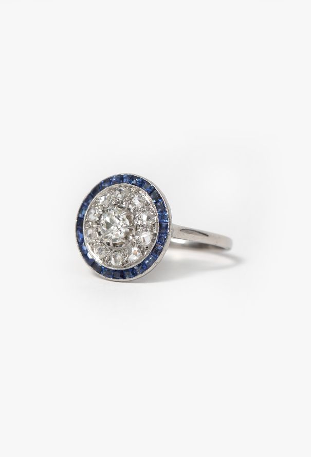 Vintage Fine Jewelry Art Déco Platinum, Diamond & Sapphire Target Ring - 3