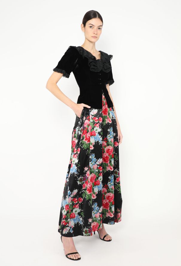 Saint Laurent RARE 1972 Ruffled Velvet Floral Ensemble - 4 Saint Laurent RARE 1972 Ruffled Velvet Floral Ensemble - 4
