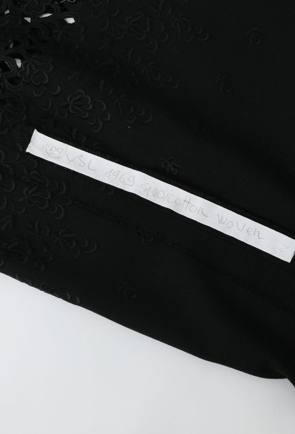 Saint Laurent Collector 1969 Haute Couture Lace Dress - 9 Saint Laurent Collector 1969 Haute Couture Lace Dress - 9