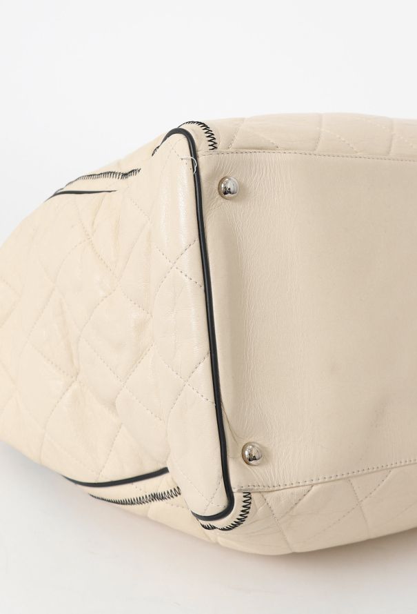 Chanel Off-White East West Reissue Tote Bag - 8