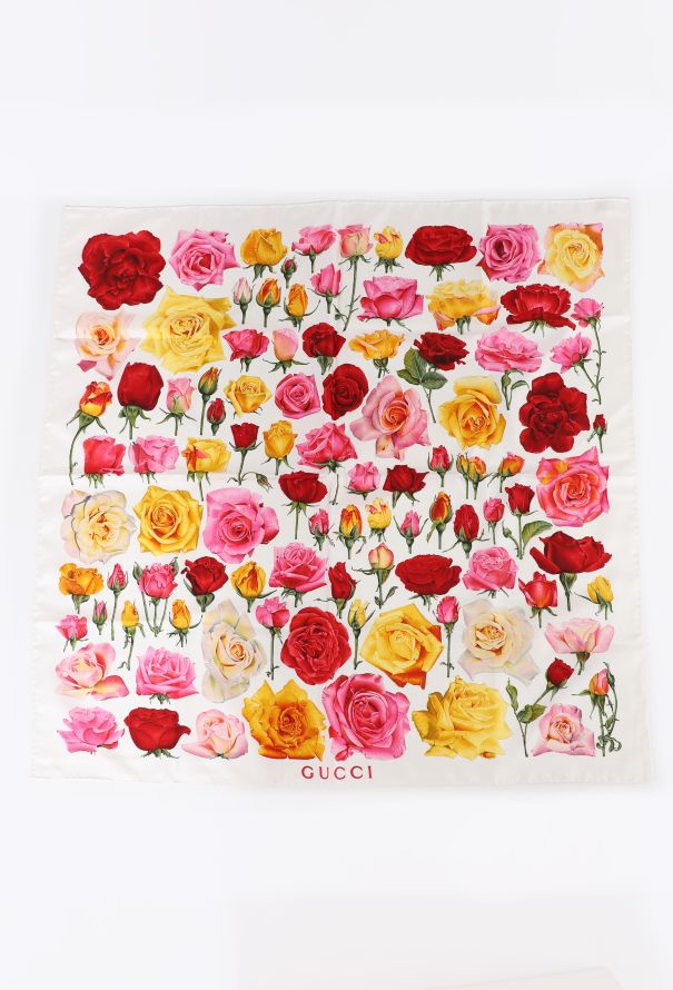 Gucci Vintage Floral Silk Carré - 1