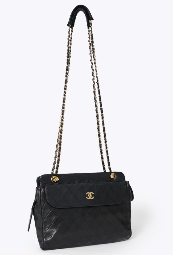 Chanel Vintage '80s Quilted Shoulder Bag - 2