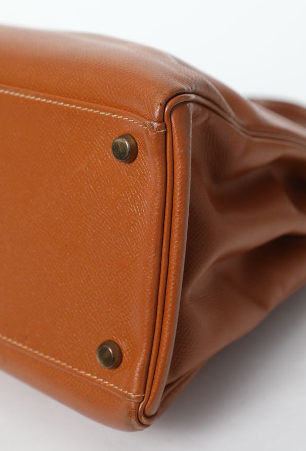 Hermès '80s Gold Courchevel Kelly Retournè 35 - 10