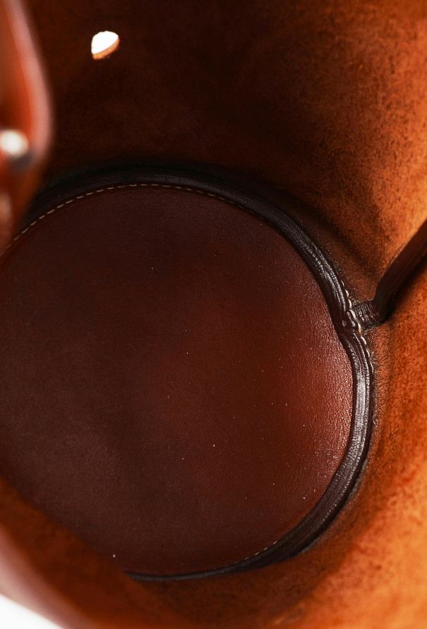 Hermès RARE Barenia Mangeoire PM Bucket Bag - 14
