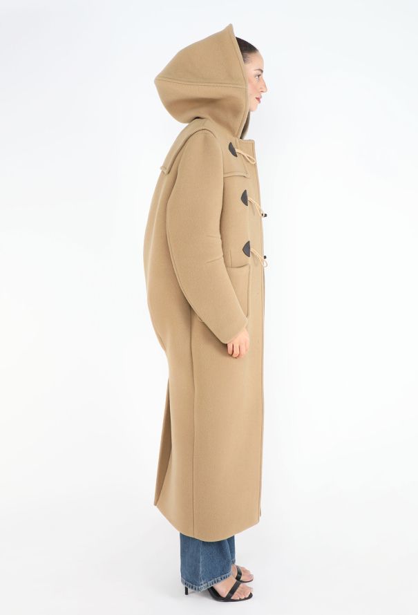 Prada F/W 2023 Sculpted Duffle Coat - 6