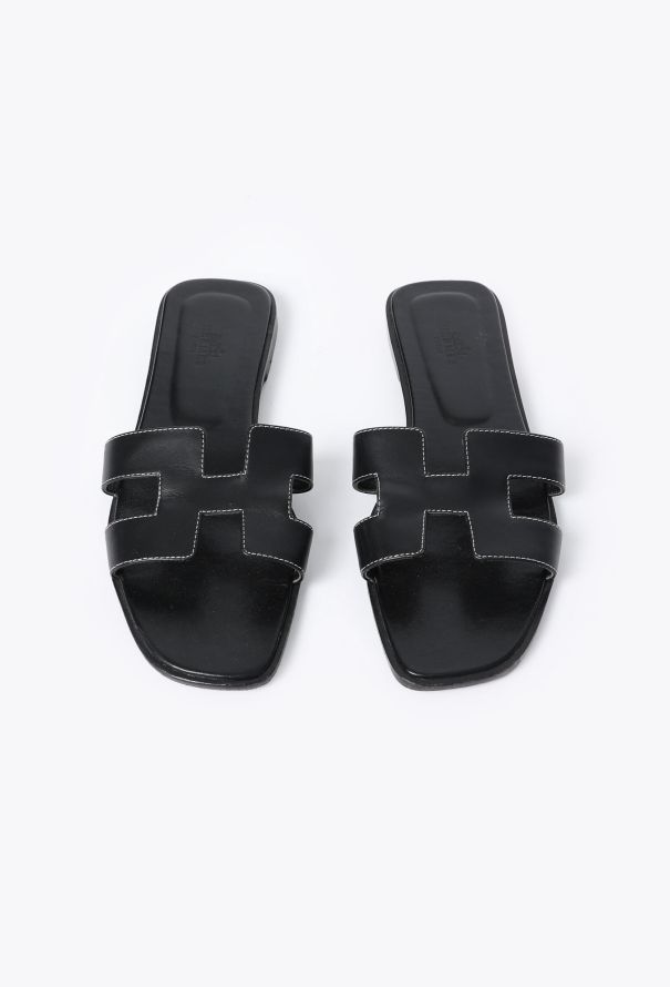 Hermès Classic Leather Oran Sandals - 2